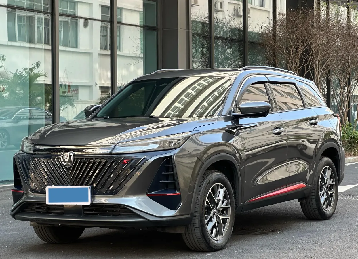 2022 ChangAn CS75 Plus 2.0T 233HP L4 8AT,autocango,china used car exporter,china ev exporter,chinese used car exporter,chinese used ev exporter