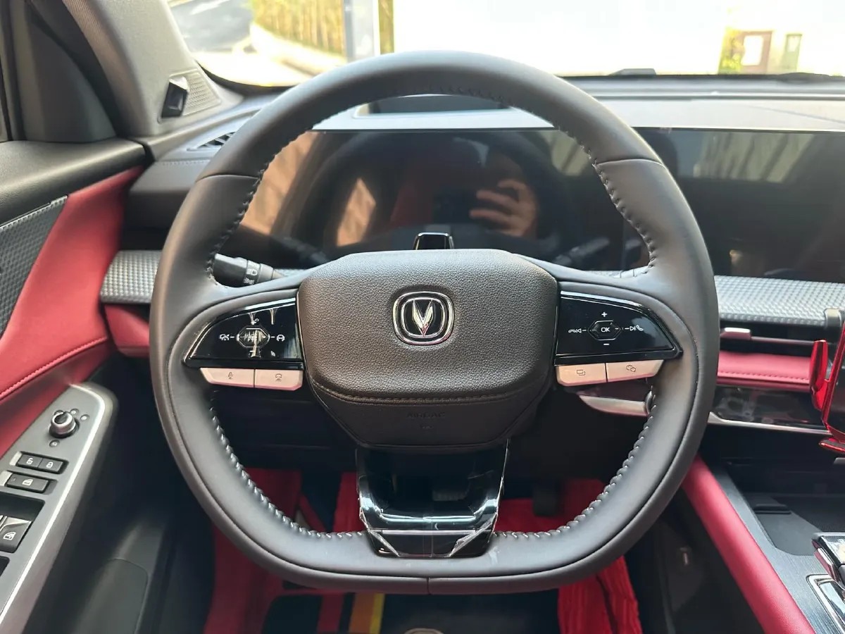 2022 ChangAn CS75 Plus 2.0T 233HP L4 8AT,autocango,china used car exporter,china ev exporter,chinese used car exporter,chinese used ev exporter