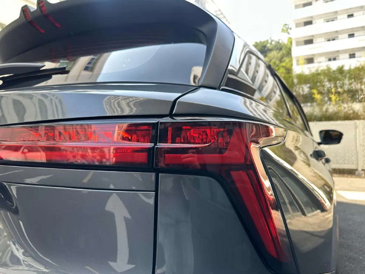 2022 ChangAn CS75 Plus 2.0T 233HP L4 8AT,autocango,china used car exporter,china ev exporter,chinese used car exporter,chinese used ev exporter