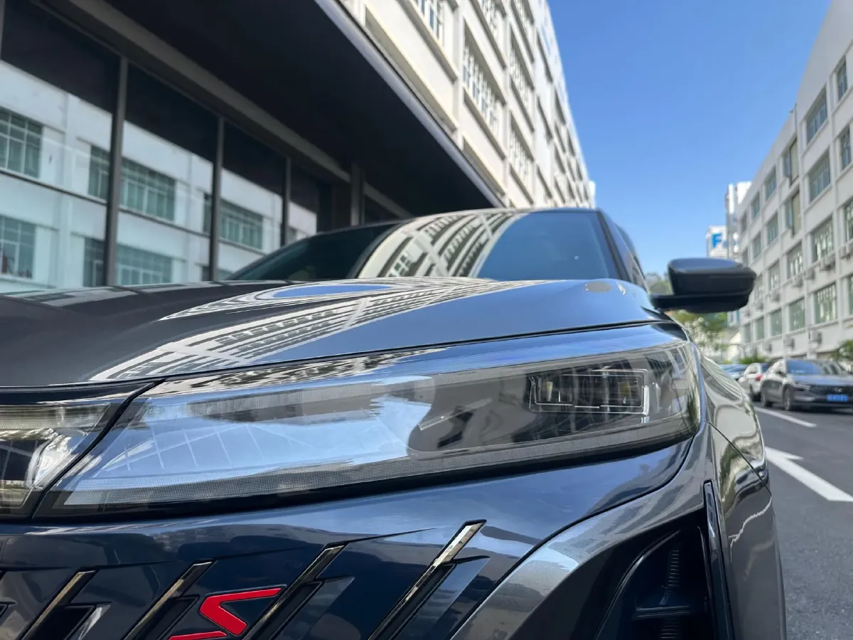 2022 ChangAn CS75 Plus 2.0T 233HP L4 8AT,autocango,china used car exporter,china ev exporter,chinese used car exporter,chinese used ev exporter