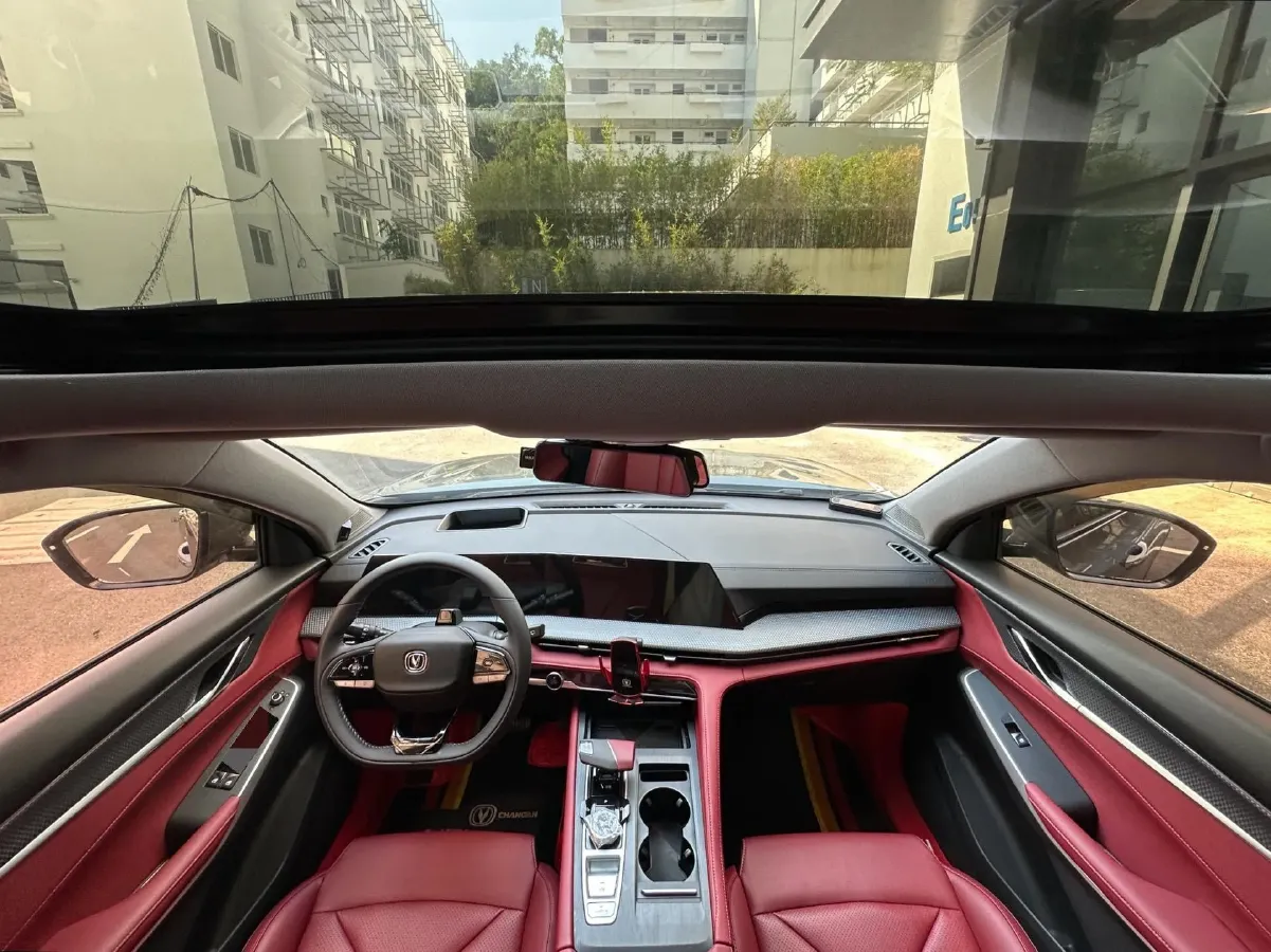 2022 ChangAn CS75 Plus 2.0T 233HP L4 8AT,autocango,china used car exporter,china ev exporter,chinese used car exporter,chinese used ev exporter