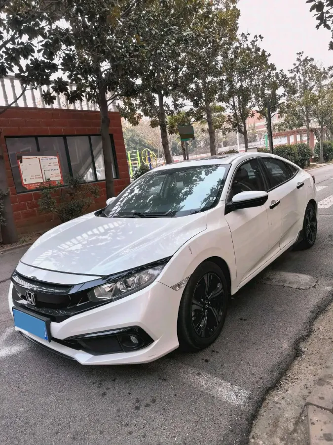 2019 Honda Civic 1.5T 177HP L4 CVT,autocango,china used car exporter,china ev exporter,chinese used car exporter,chinese used ev exporter