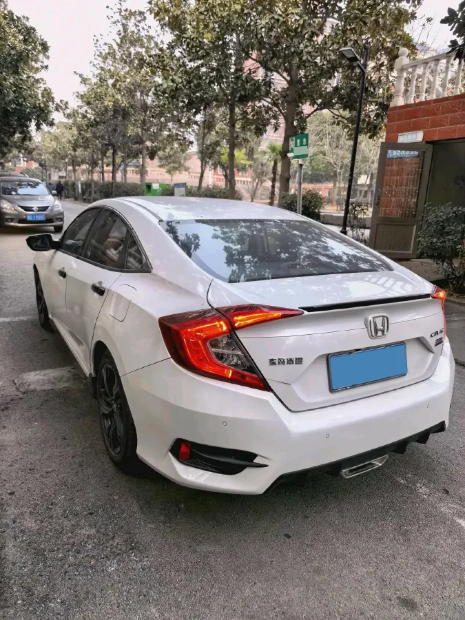 2019 Honda Civic 1.5T 177HP L4 CVT,autocango,china used car exporter,china ev exporter,chinese used car exporter,chinese used ev exporter