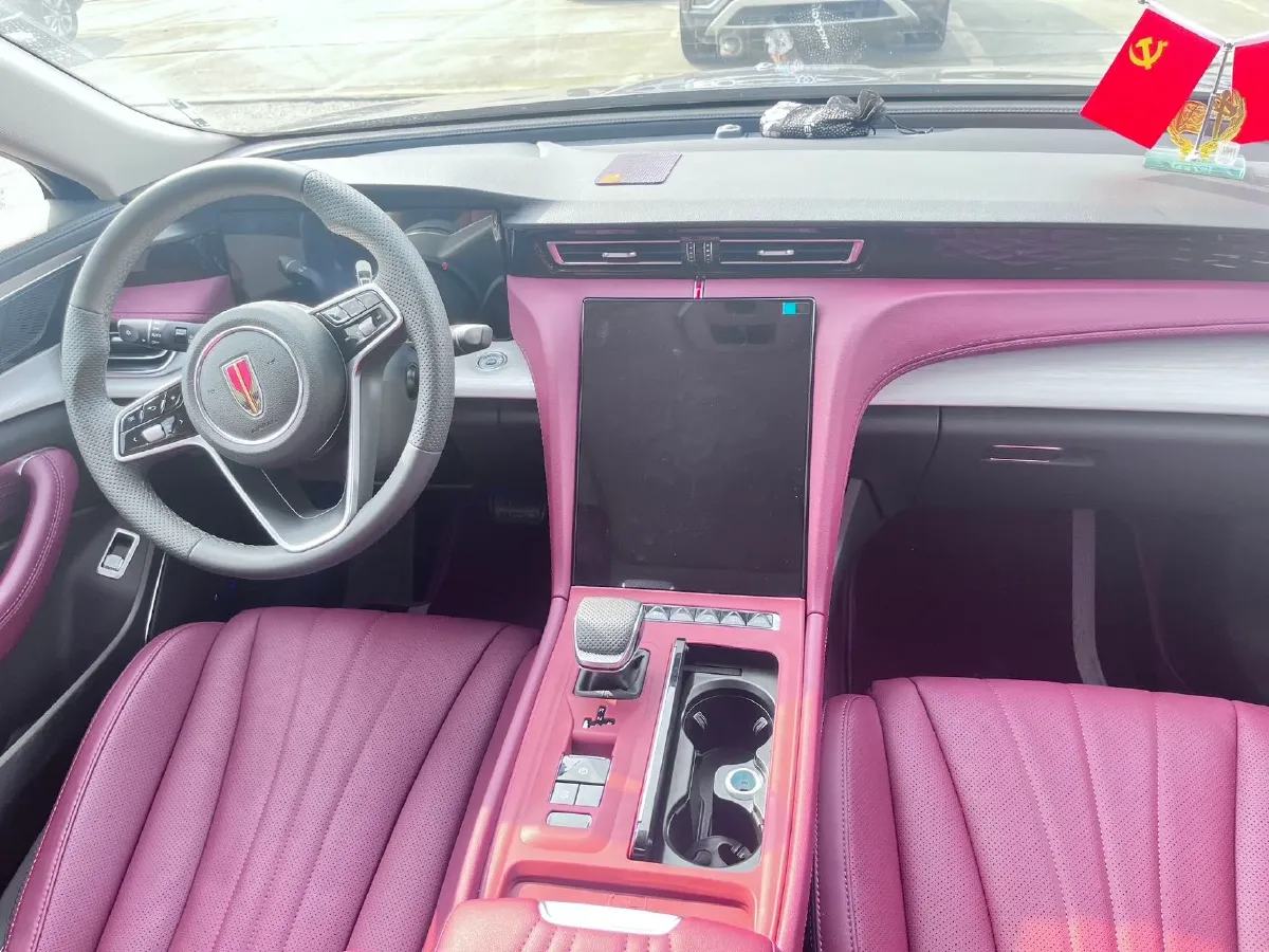 2025 HongQi H5 1.5T 169HP L4 7DCT,autocango,china used car exporter,china ev exporter,chinese used car exporter,chinese used ev exporter