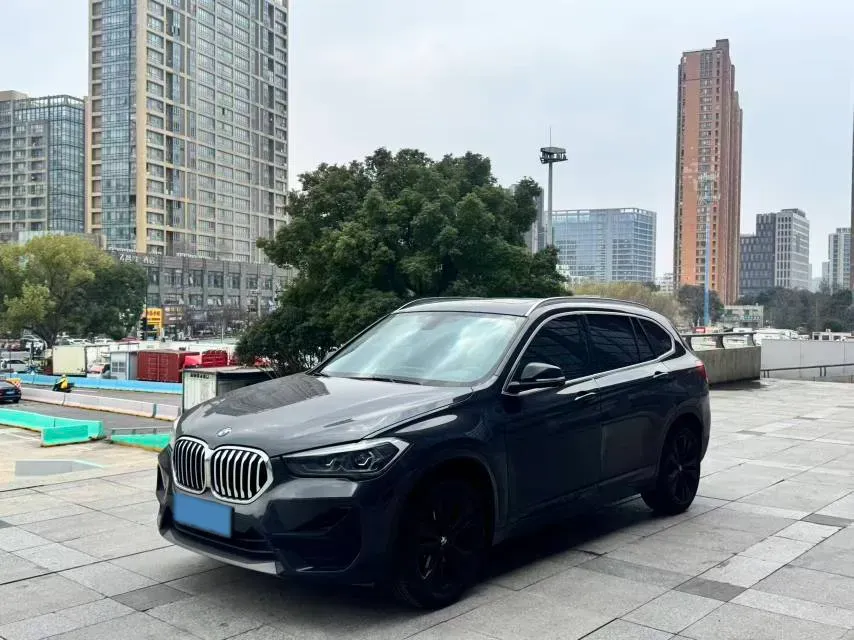 2021 BMW X1 1.5T 140HP L3 7DCT,autocango,china used car exporter,china ev exporter,chinese used car exporter,chinese used ev exporter
