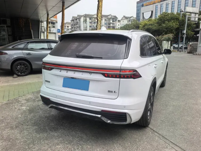 2024 Geely Monjaro 2.0T 218HP L4 7DCT,autocango,china used car exporter,china ev exporter,chinese used car exporter,chinese used ev exporter