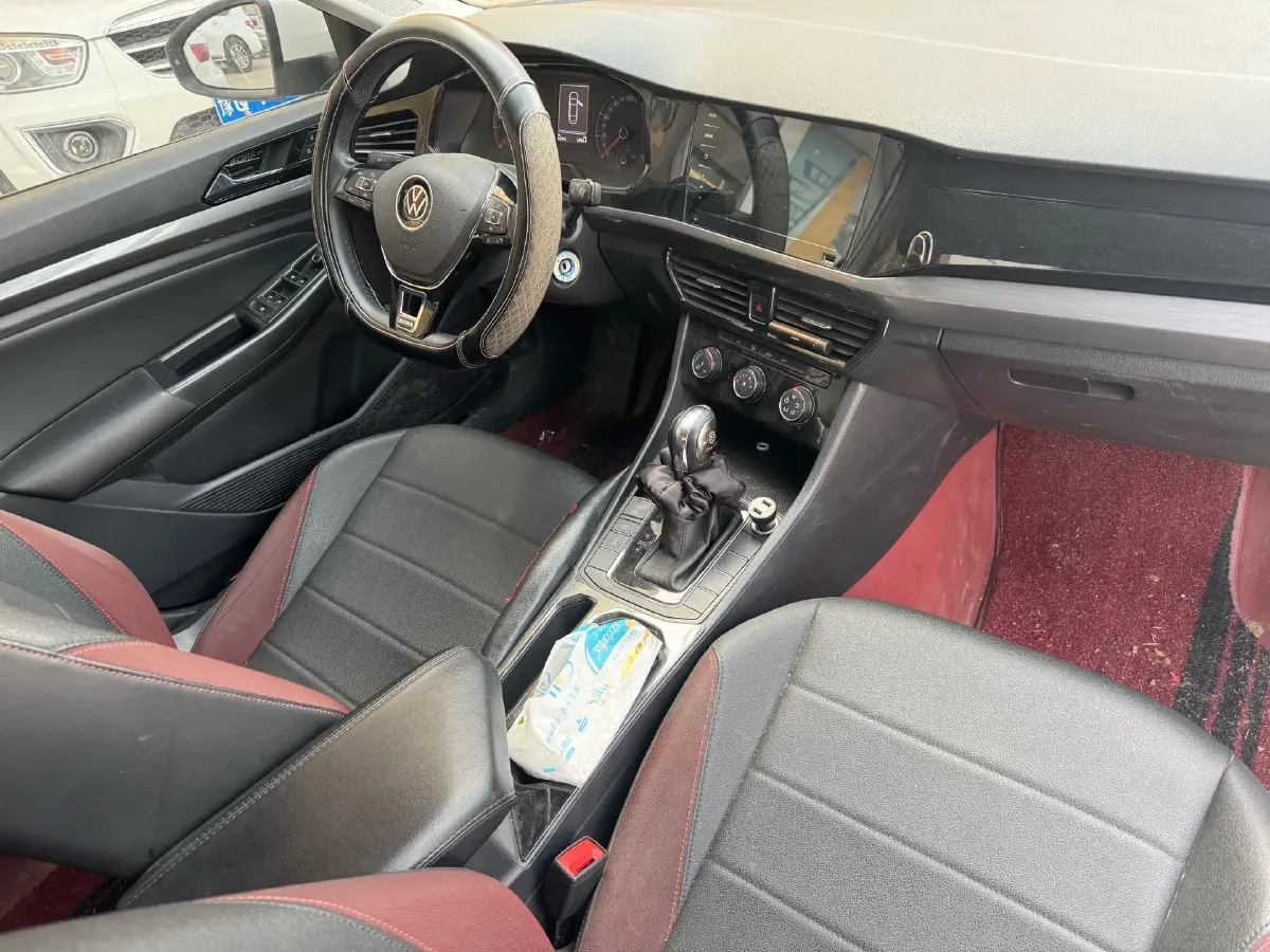 2021 Volkswagen Bora 1.5L 113HP L4 6AT,autocango,china used car exporter,china ev exporter,chinese used car exporter,chinese used ev exporter