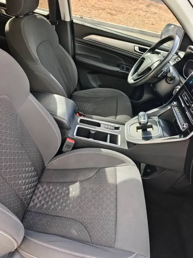 2021 Haval M6 1.5T 150HP L4 7DCT,autocango,china used car exporter,china ev exporter,chinese used car exporter,chinese used ev exporter