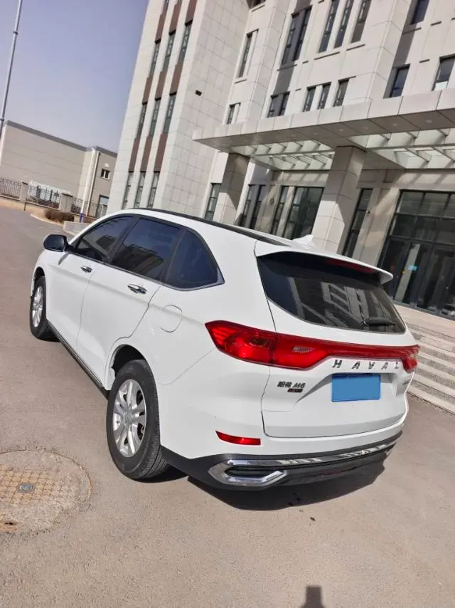 2021 Haval M6 1.5T 150HP L4 7DCT,autocango,china used car exporter,china ev exporter,chinese used car exporter,chinese used ev exporter