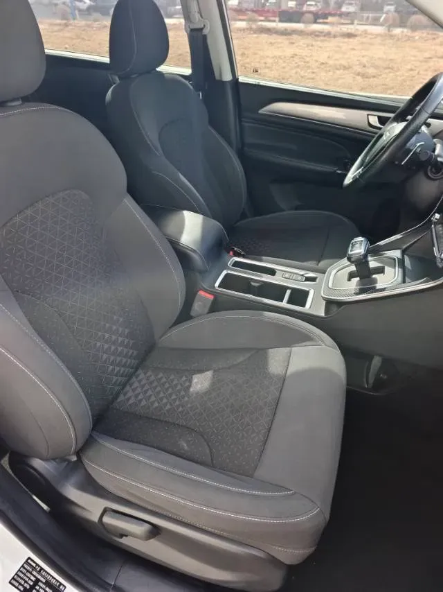 2021 Haval M6 1.5T 150HP L4 7DCT,autocango,china used car exporter,china ev exporter,chinese used car exporter,chinese used ev exporter