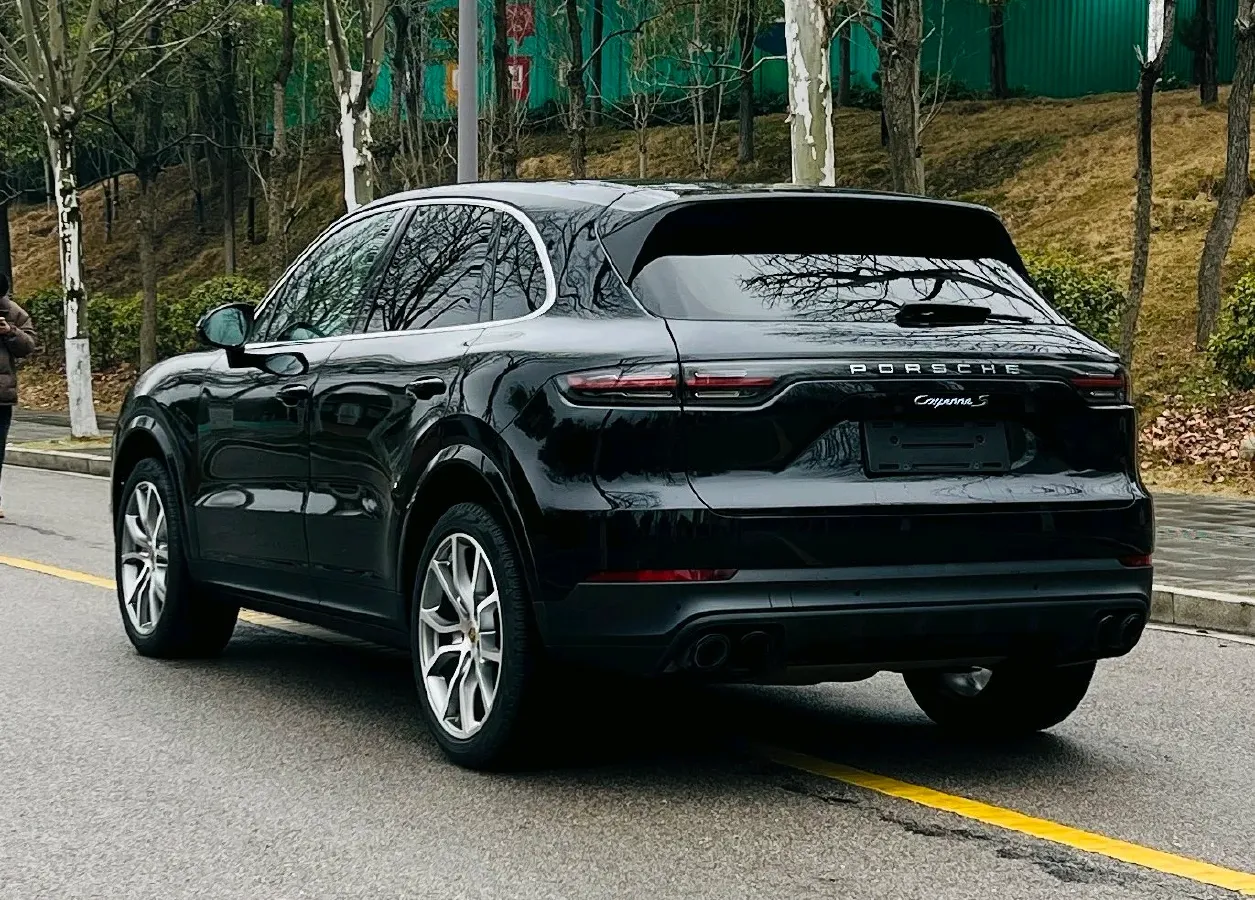 2019 Porsche Cayenne 3.0T 340HP V6 8AT,autocango,china used car exporter,china ev exporter,chinese used car exporter,chinese used ev exporter