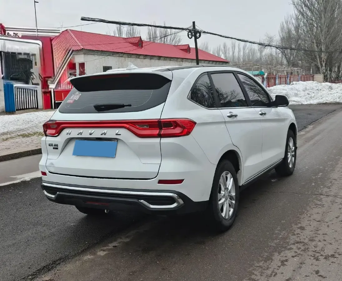 2021 Haval M6 1.5T 150HP L4 7DCT,autocango,china used car exporter,china ev exporter,chinese used car exporter,chinese used ev exporter