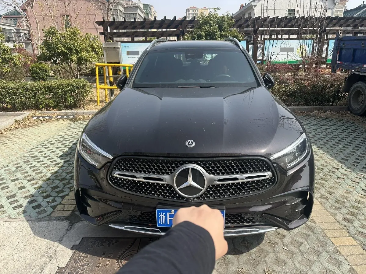 2024 Mercedes-Benz GLC Class 2.0T 258HP L4 9AT,autocango,china used car exporter,china ev exporter,chinese used car exporter,chinese used ev exporter