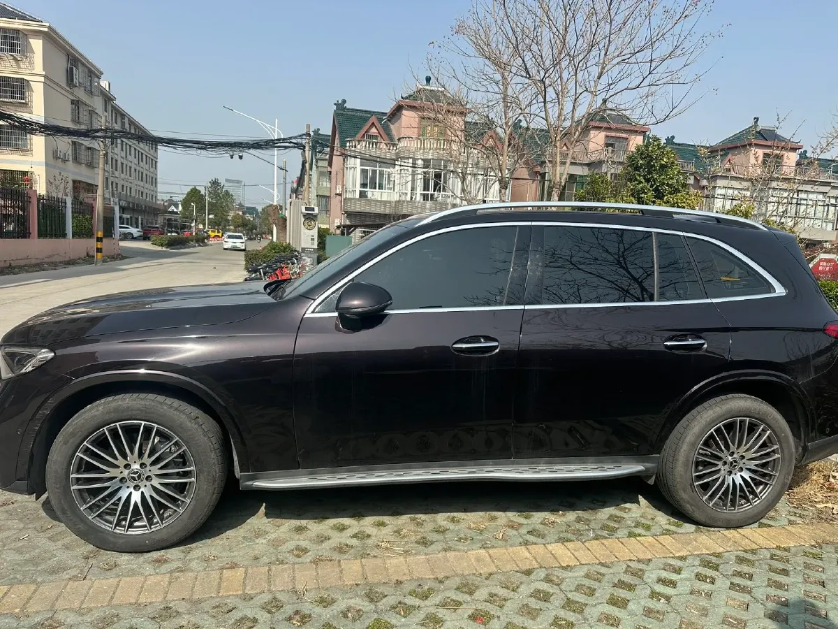 2024 Mercedes-Benz GLC Class 2.0T 258HP L4 9AT,autocango,china used car exporter,china ev exporter,chinese used car exporter,chinese used ev exporter