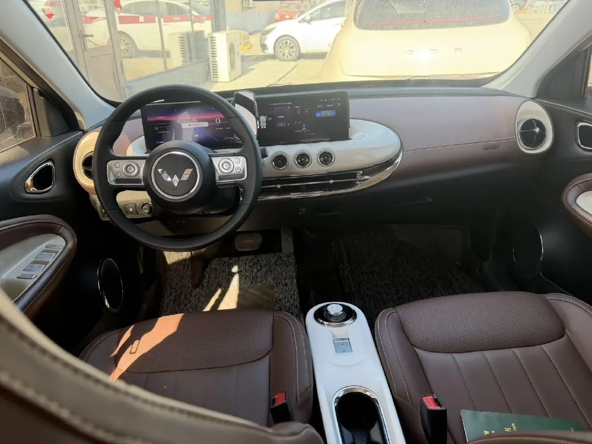 2023 WuLing BinGuo BEV 37.9KWH,autocango,china used car exporter,china ev exporter,chinese used car exporter,chinese used ev exporter