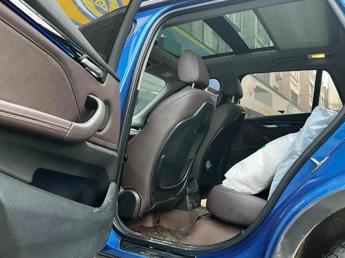 2020 BMW X1 1.5T 140HP L3 7DCT,autocango,china used car exporter,china ev exporter,chinese used car exporter,chinese used ev exporter