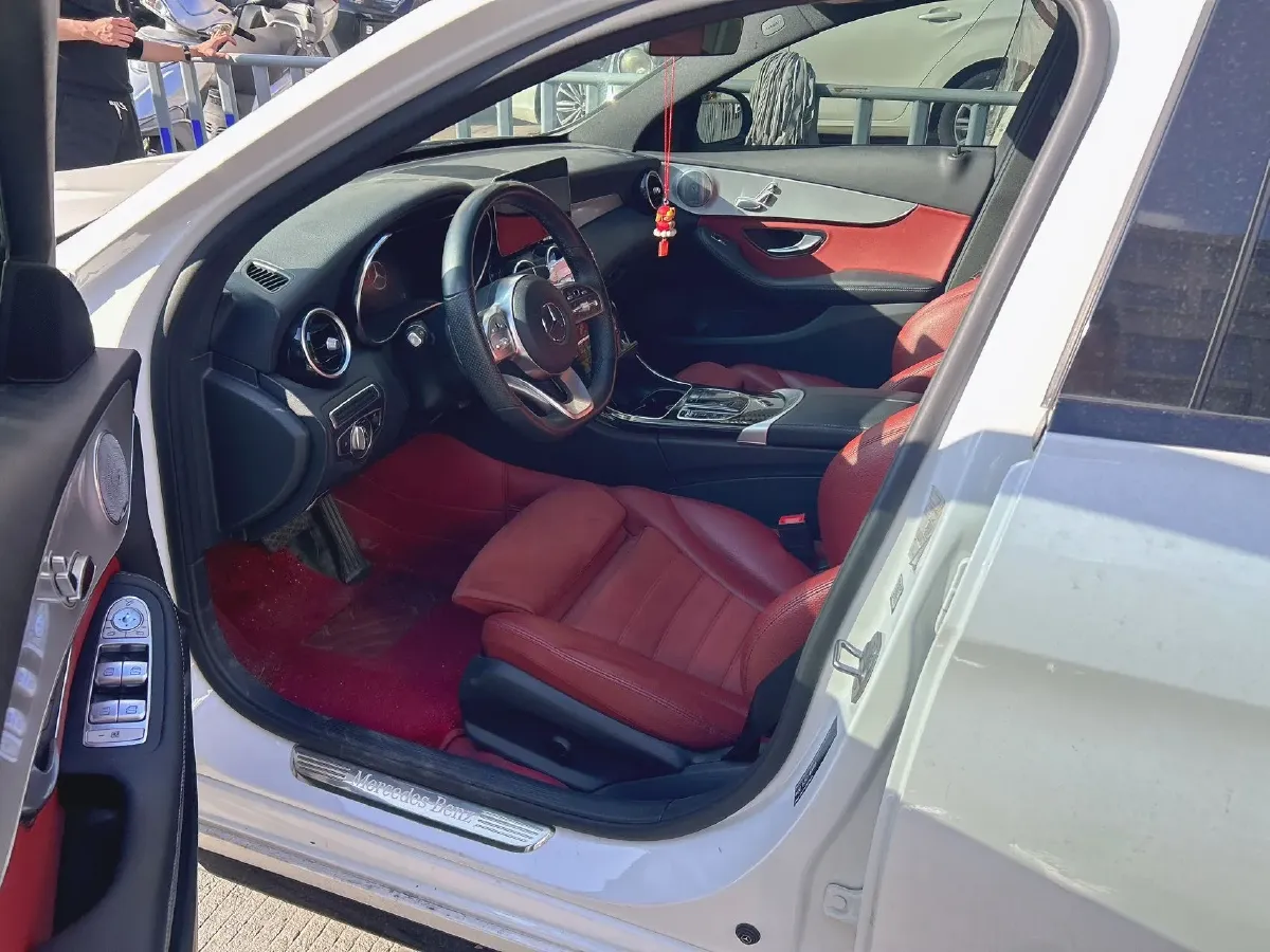 2021 Mercedes-Benz C Class 1.5T 184HP L4 9AT,autocango,china used car exporter,china ev exporter,chinese used car exporter,chinese used ev exporter