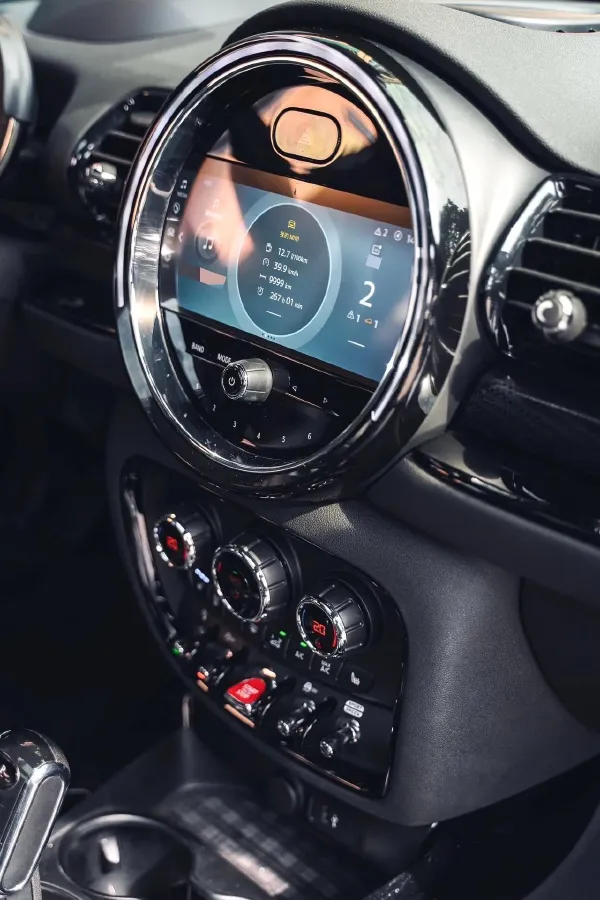 2023 MINI JCW CLUBMAN 2.0T 272HP L4 8AT,autocango,china used car exporter,china ev exporter,chinese used car exporter,chinese used ev exporter