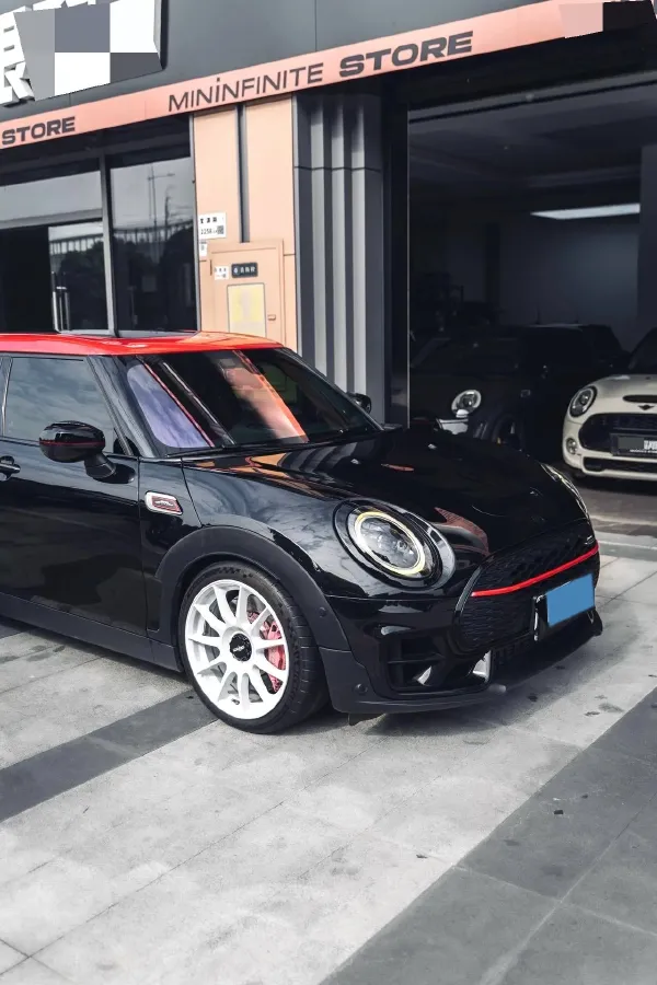 2023 MINI JCW CLUBMAN 2.0T 272HP L4 8AT,autocango,china used car exporter,china ev exporter,chinese used car exporter,chinese used ev exporter