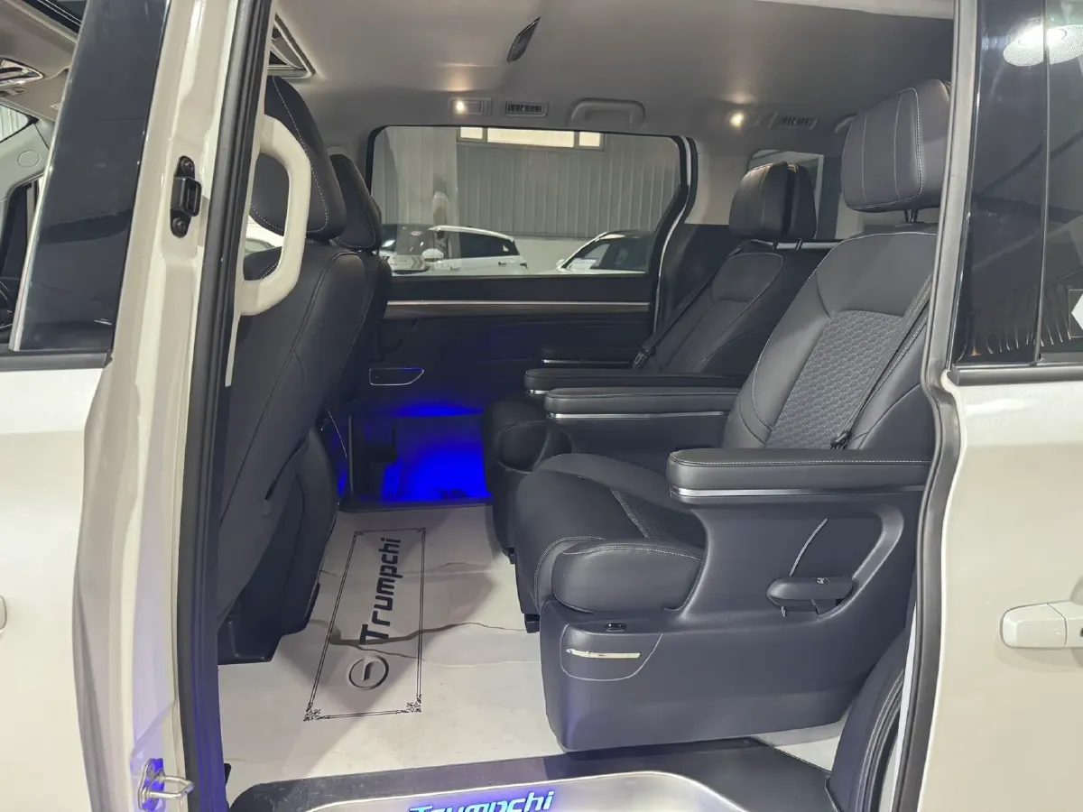 2023 GAC Trumpchi M8 2.0T 252HP L4 8AT,autocango,china used car exporter,china ev exporter,chinese used car exporter,chinese used ev exporter