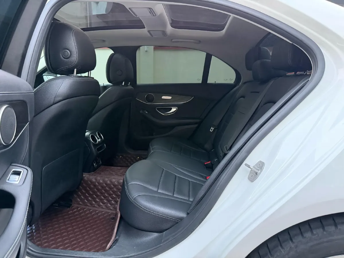 2021 Mercedes-Benz C Class 1.5T 156HP L4 9AT,autocango,china used car exporter,china ev exporter,chinese used car exporter,chinese used ev exporter