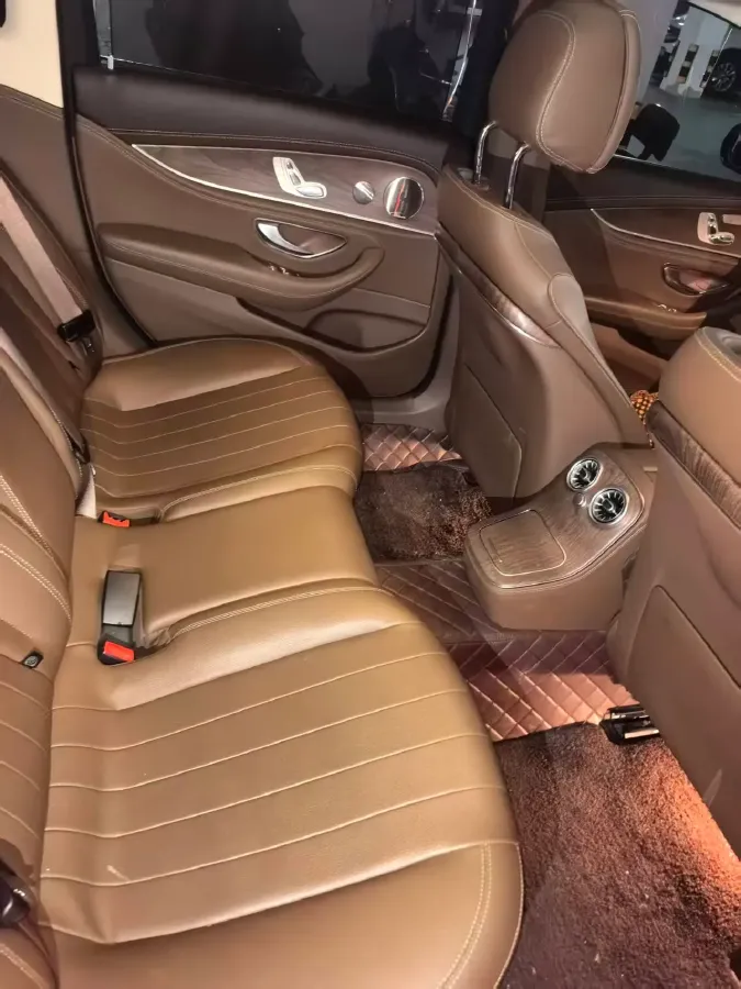 2021 Mercedes-Benz E Class 2.0T 258HP L4 9AT,autocango,china used car exporter,china ev exporter,chinese used car exporter,chinese used ev exporter