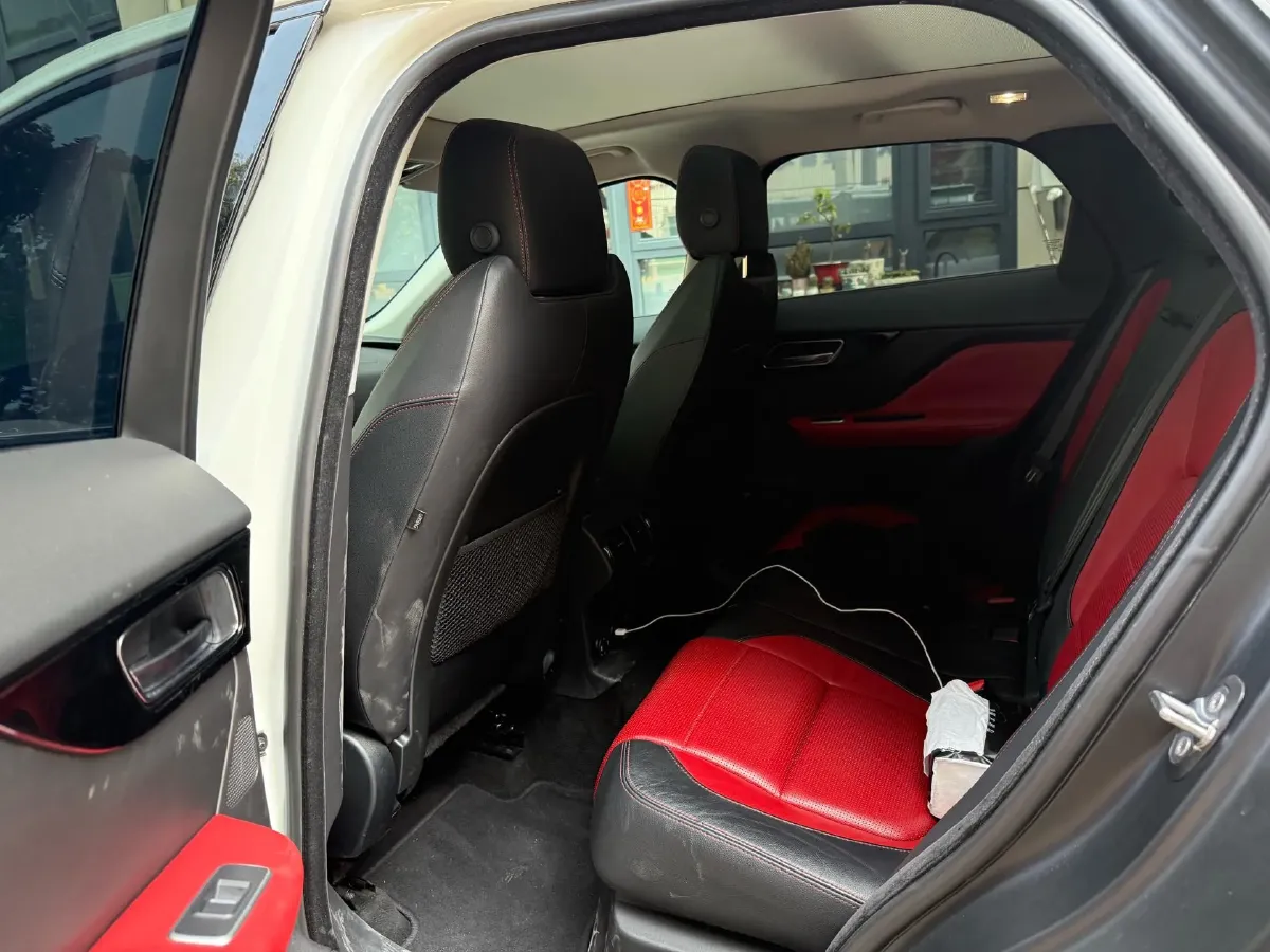 2016 Jaguar F-PACE 3.0T 340HP V6 8AT,autocango,china used car exporter,china ev exporter,chinese used car exporter,chinese used ev exporter