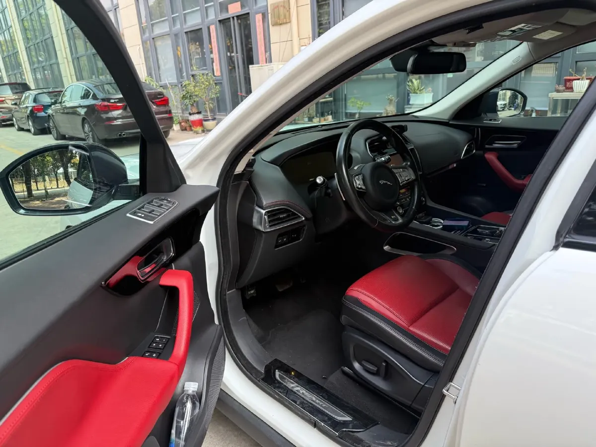 2016 Jaguar F-PACE 3.0T 340HP V6 8AT,autocango,china used car exporter,china ev exporter,chinese used car exporter,chinese used ev exporter