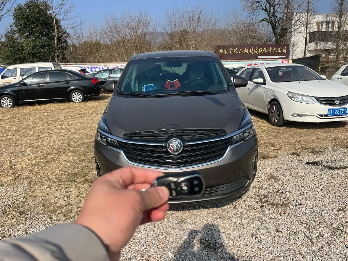 2022 Buick GL8 2.0T 237HP L4 9AT,autocango,china used car exporter,china ev exporter,chinese used car exporter,chinese used ev exporter