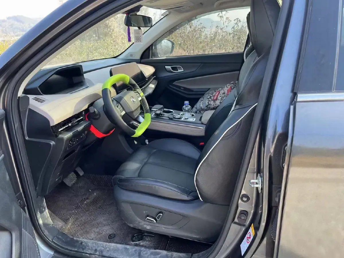 2022 ChangAn Oshan X7 Plus 1.5T 188HP L4 7DCT,autocango,china used car exporter,china ev exporter,chinese used car exporter,chinese used ev exporter