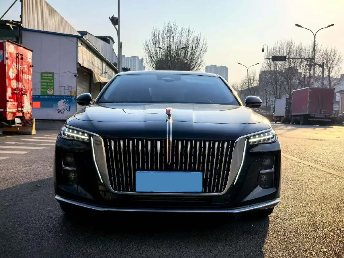 2024 HongQi H5 2.0T 224HP L4 8AT,autocango,china used car exporter,china ev exporter,chinese used car exporter,chinese used ev exporter