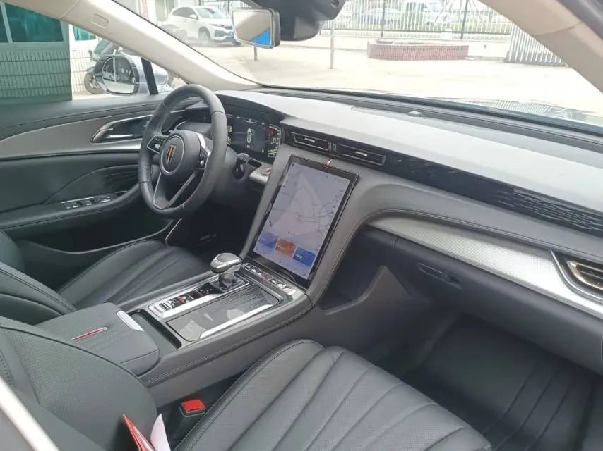 2023 HongQi H5 2.0T 224HP L4 8AT,autocango,china used car exporter,china ev exporter,chinese used car exporter,chinese used ev exporter