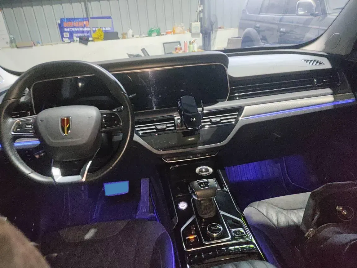 2022 HongQi HS5 2.0T 224HP L4 6AT,autocango,china used car exporter,china ev exporter,chinese used car exporter,chinese used ev exporter