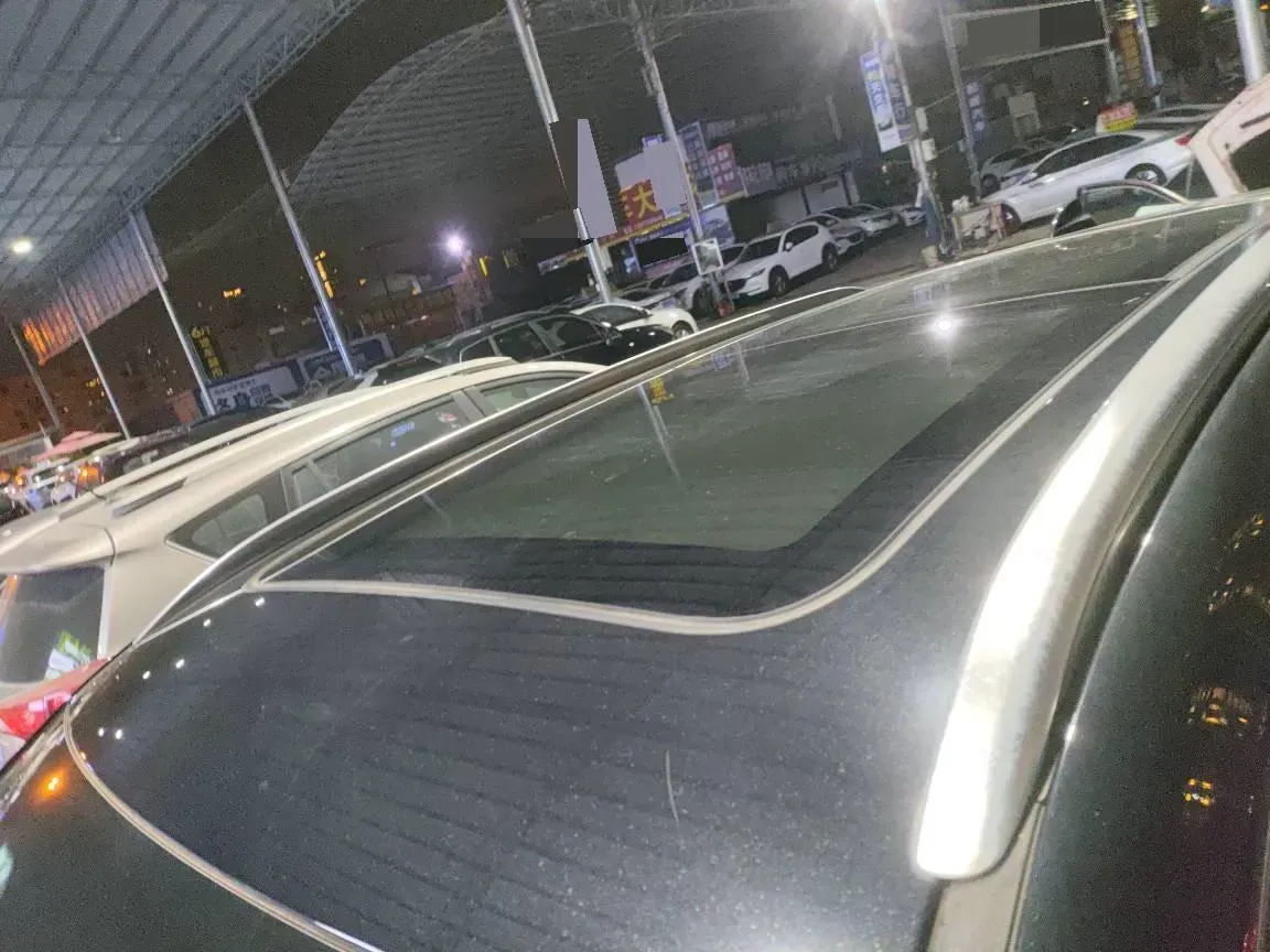 2022 HongQi HS5 2.0T 224HP L4 6AT,autocango,china used car exporter,china ev exporter,chinese used car exporter,chinese used ev exporter