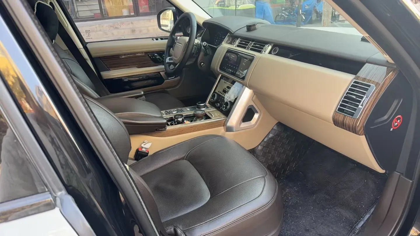 2018 Land Rover Range Rover Evoque 2.0T 241HP L4 9AT,autocango,china used car exporter,china ev exporter,chinese used car exporter,chinese used ev exporter