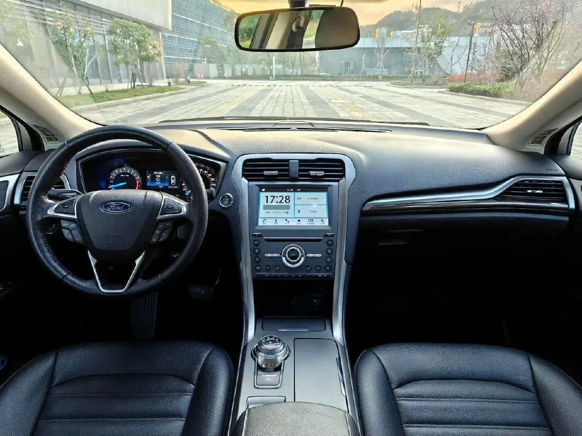 2018 Ford Mondeo 1.5T 181HP L4 6AT,autocango,china used car exporter,china ev exporter,chinese used car exporter,chinese used ev exporter