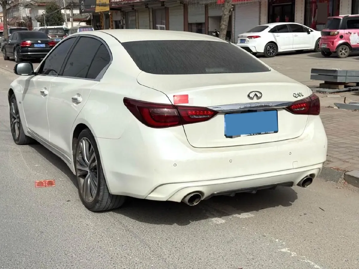 2022 Infiniti Q50L 2.0T 211HP L4 7AT,autocango,china used car exporter,china ev exporter,chinese used car exporter,chinese used ev exporter