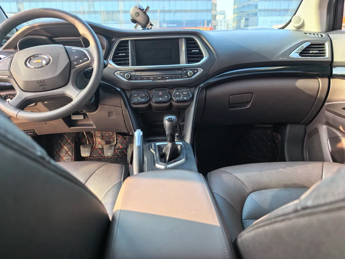 2017 GAC Trumpchi GS4 1.3T 137HP L4 5MT,autocango,china used car exporter,china ev exporter,chinese used car exporter,chinese used ev exporter