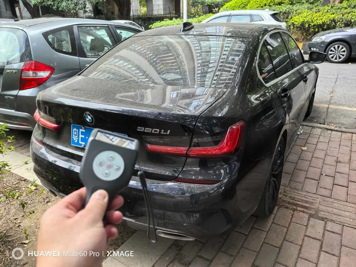 2022 BMW 3 Series 2.0T 156HP L4 8AT,autocango,china used car exporter,china ev exporter,chinese used car exporter,chinese used ev exporter