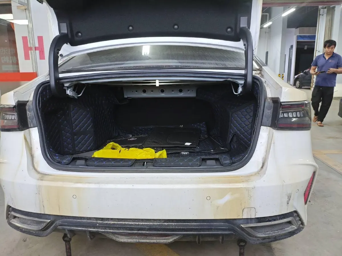 2024 Chery Arrizo 8 1.6T 197HP L4 7DCT,autocango,china used car exporter,china ev exporter,chinese used car exporter,chinese used ev exporter