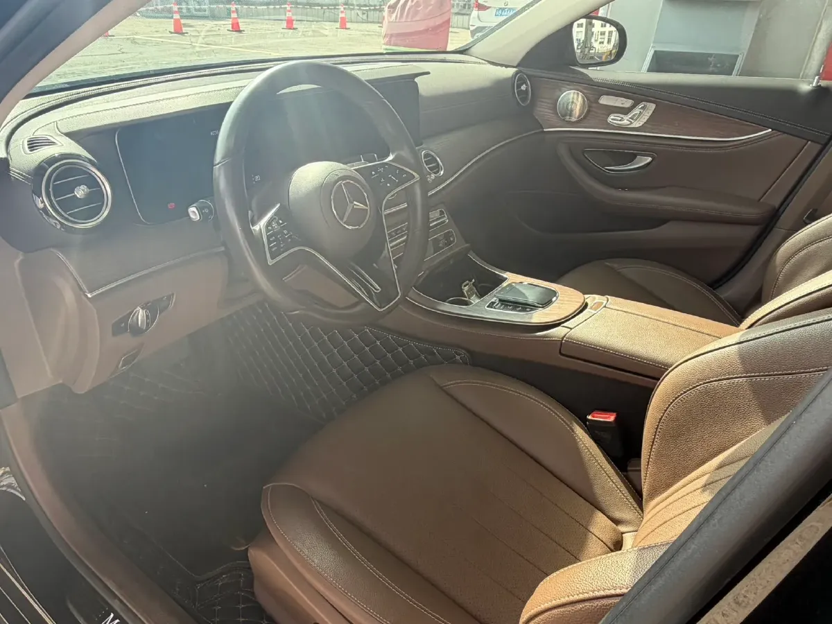 2023 Mercedes-Benz E Class 2.0T 258HP L4 9AT,autocango,china used car exporter,china ev exporter,chinese used car exporter,chinese used ev exporter