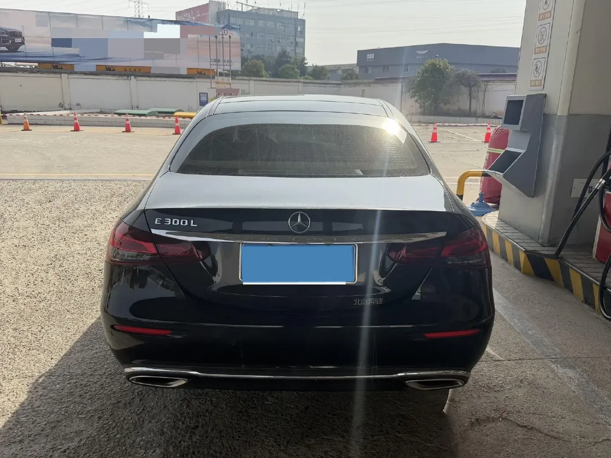 2023 Mercedes-Benz E Class 2.0T 258HP L4 9AT,autocango,china used car exporter,china ev exporter,chinese used car exporter,chinese used ev exporter
