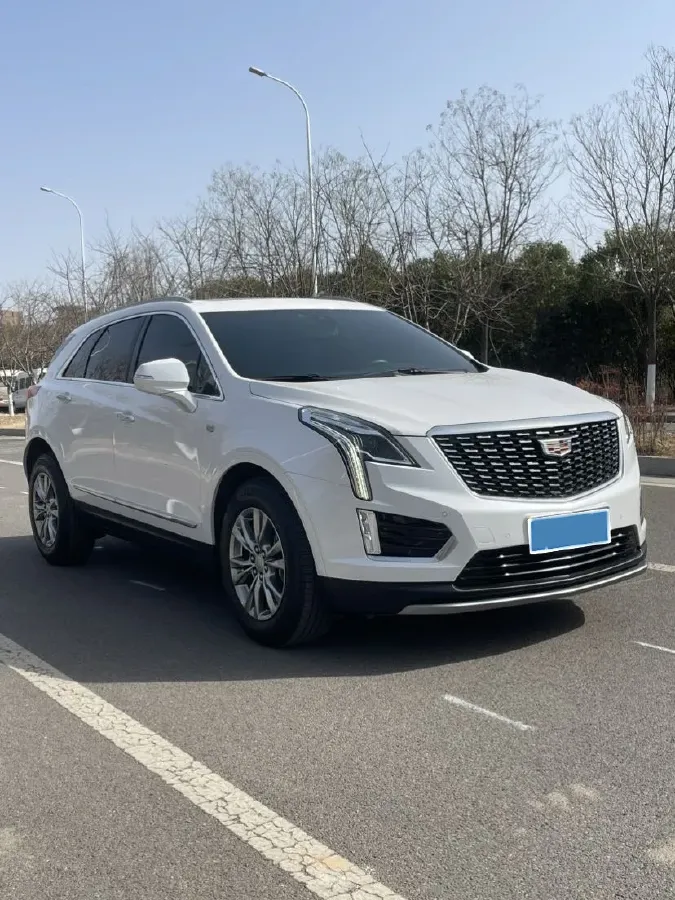 2022 Cadillac XT5 2.0T 237HP L4 9AT,autocango,china used car exporter,china ev exporter,chinese used car exporter,chinese used ev exporter