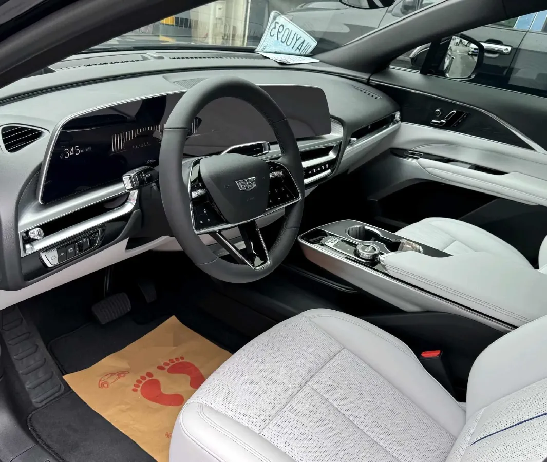 2024 Cadillac IQ Lyriq BEV 68.4KWH,autocango,china used car exporter,china ev exporter,chinese used car exporter,chinese used ev exporter