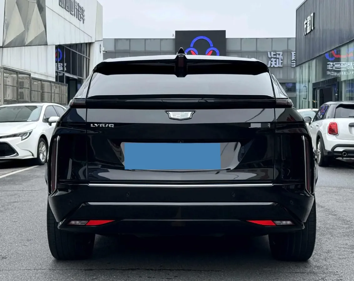 2024 Cadillac IQ Lyriq BEV 68.4KWH,autocango,china used car exporter,china ev exporter,chinese used car exporter,chinese used ev exporter