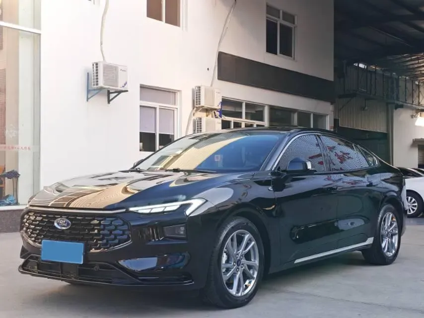 2023 Ford Mondeo 2.0T 254HP L4 8AT,autocango,china used car exporter,china ev exporter,chinese used car exporter,chinese used ev exporter