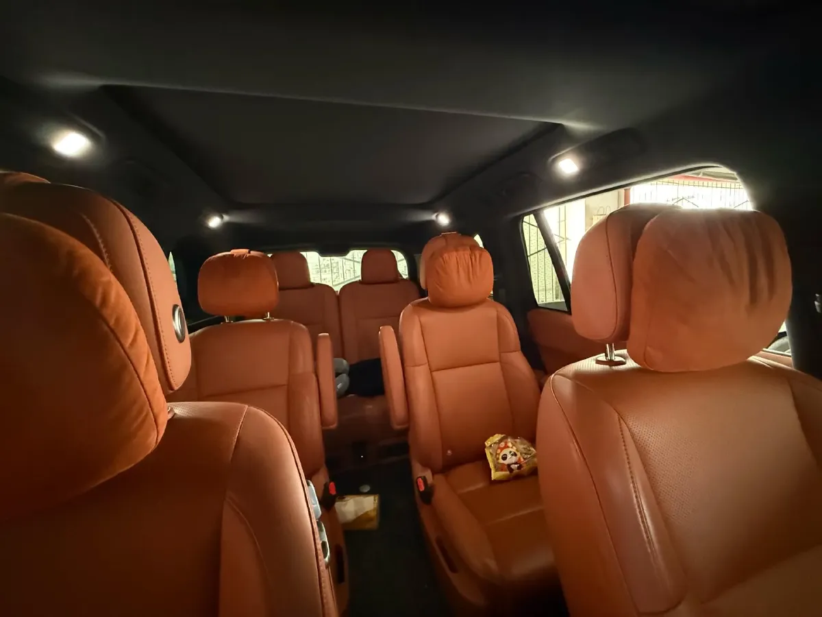 2024 Toyota Granvia 2.5L 189HP L4 E-CVT Hybrid,autocango,china used car exporter,china ev exporter,chinese used car exporter,chinese used ev exporter