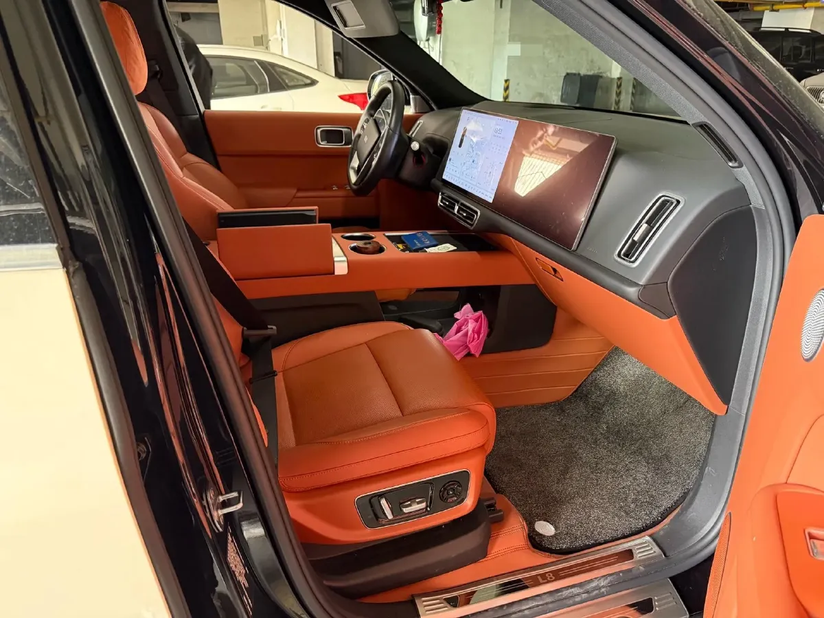 2024 Toyota Granvia 2.5L 189HP L4 E-CVT Hybrid,autocango,china used car exporter,china ev exporter,chinese used car exporter,chinese used ev exporter