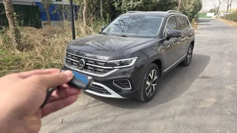 2024 Volkswagen Tayron 2.0T 186HP L4 7DCT,autocango,china used car exporter,china ev exporter,chinese used car exporter,chinese used ev exporter