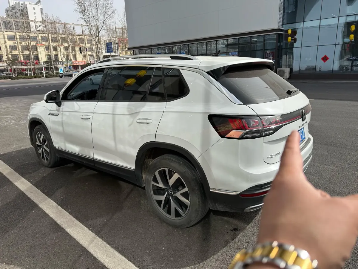 2024 Volkswagen Tayron 2.0T 186HP L4 7DCT,autocango,china used car exporter,china ev exporter,chinese used car exporter,chinese used ev exporter